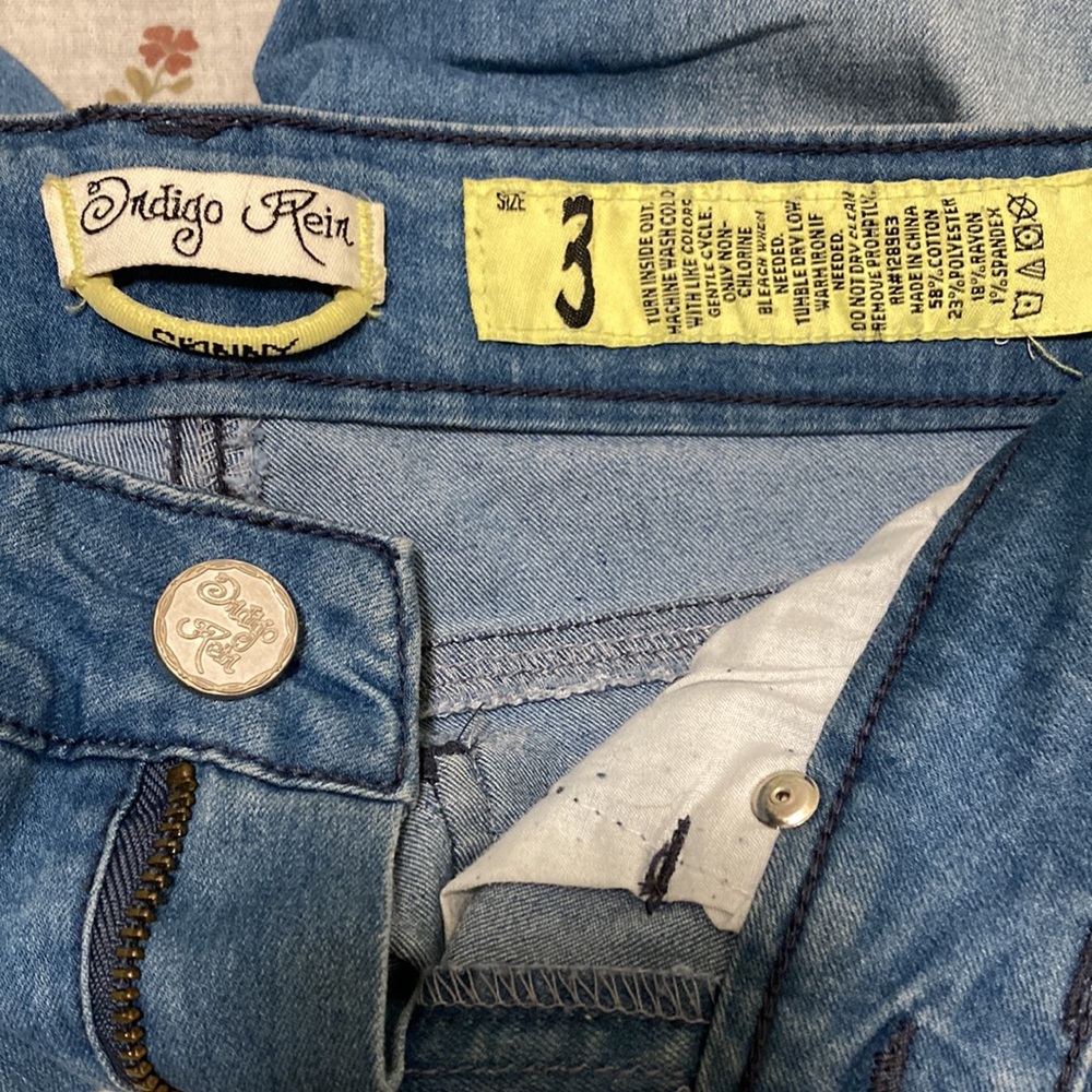 Indigo Rein Jeans - Picture 4 of 4